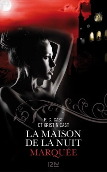 Résumé de La maison de la nuit, tome 01 : Marquée
