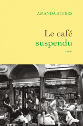 Résumé de Le café suspendu